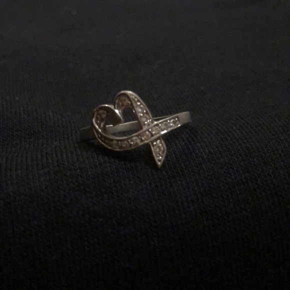 💙Studded Heart Ring💙 - Picture 1 of 5